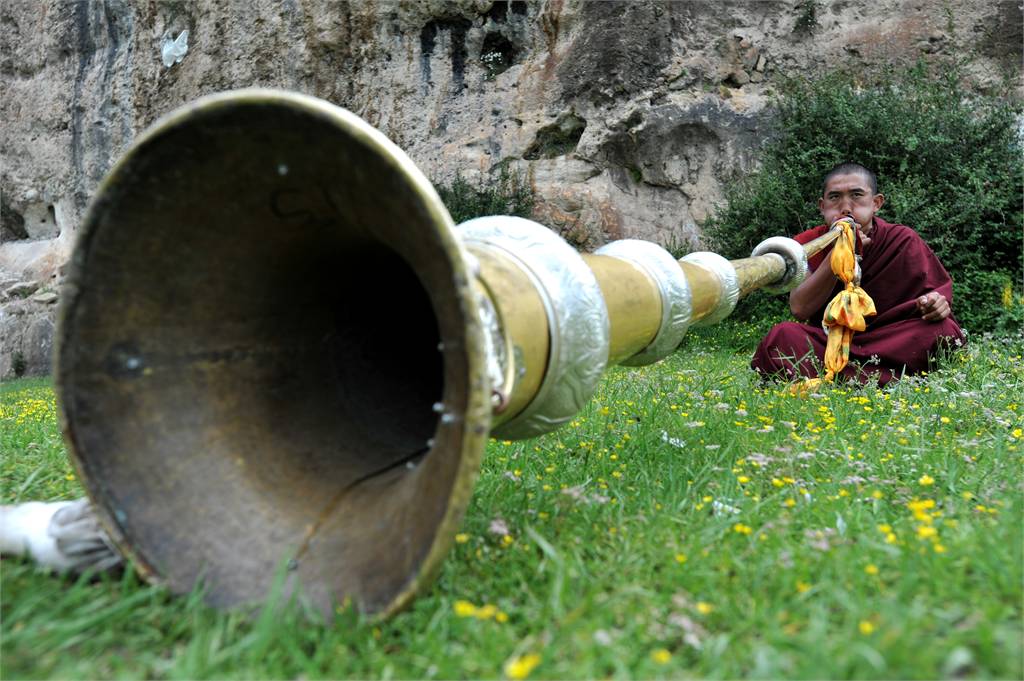 Tibetští mniši a kláštery